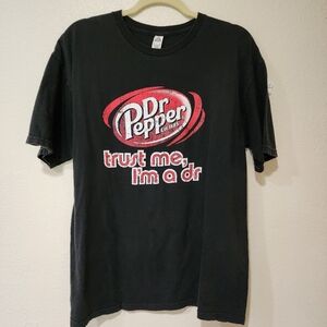 Dr. Pepper Tee Shirt Trust Me I'm a Doctor Short Sleeve Graphic size L